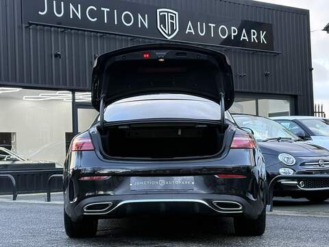 Mercedes-Benz E Class E220d AMG Line - U621