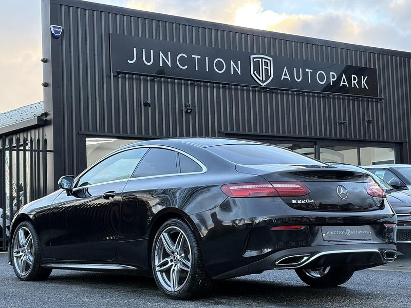 Mercedes-Benz E Class E220d AMG Line - U621