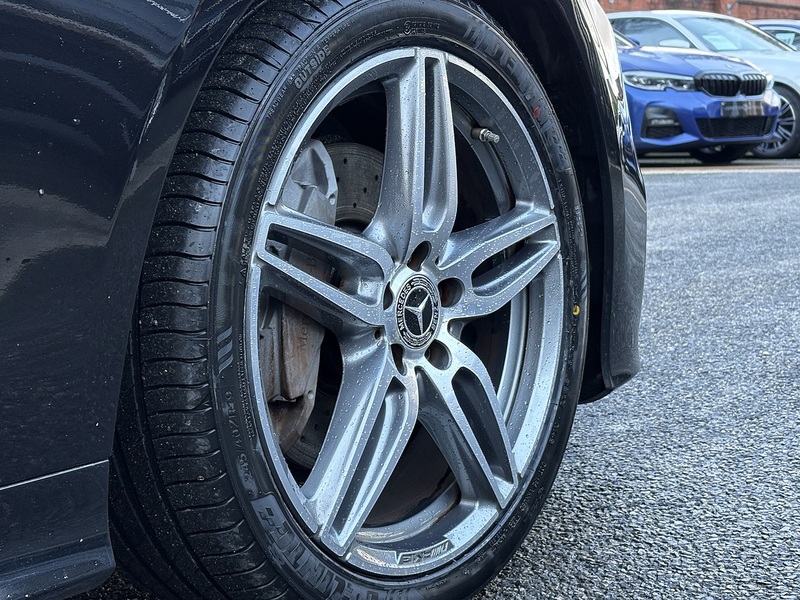 Mercedes-Benz E Class E220d AMG Line - U621