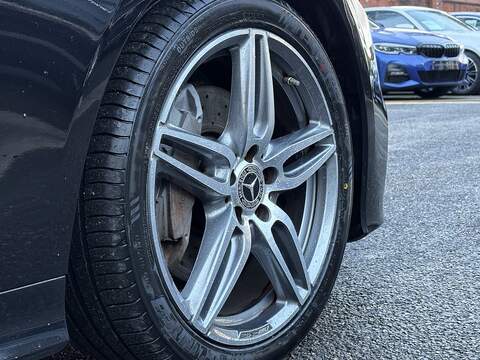 Mercedes-Benz E Class E220d AMG Line - U621
