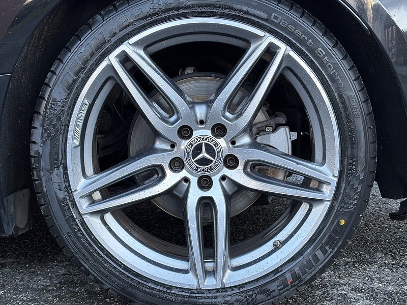 Mercedes-Benz E Class E220d AMG Line - U621