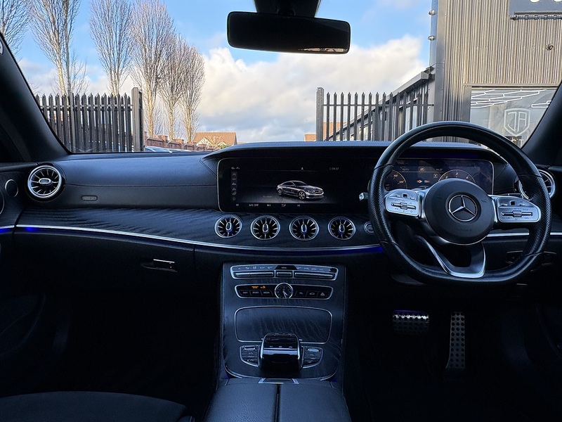 Mercedes-Benz E Class E220d AMG Line - U621