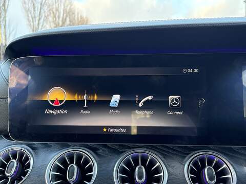 Mercedes-Benz E Class E220d AMG Line - U621
