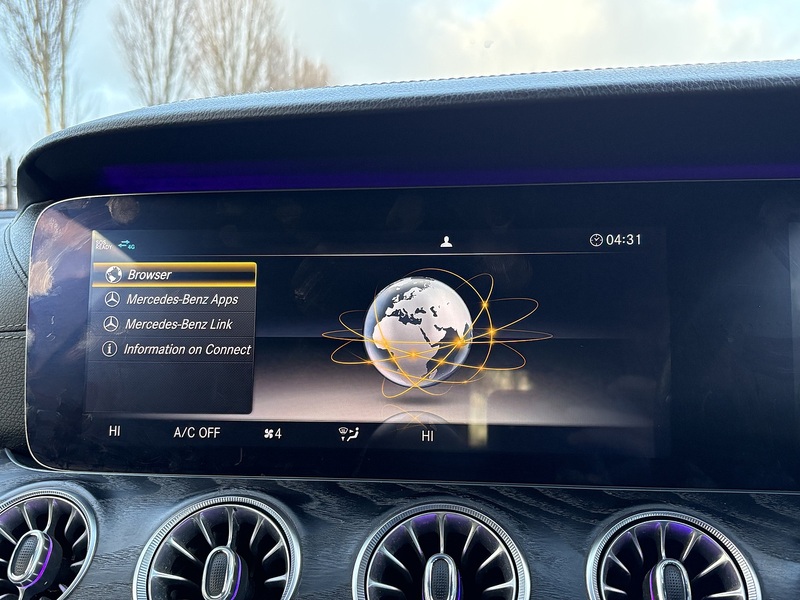 Mercedes-Benz E Class E220d AMG Line - U621