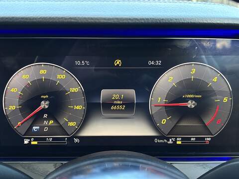 Mercedes-Benz E Class E220d AMG Line - U621