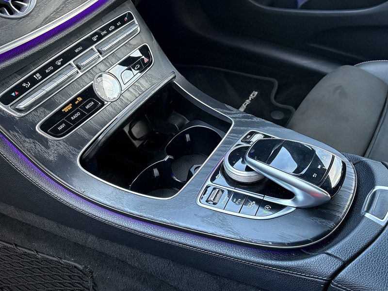 Mercedes-Benz E Class E220d AMG Line - U621
