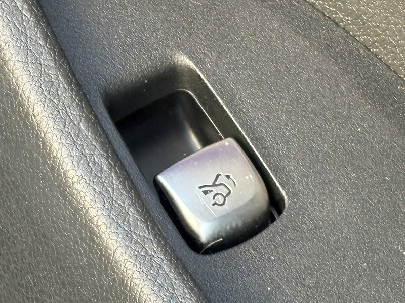 Mercedes-Benz E Class E220d AMG Line - U621