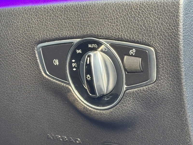 Mercedes-Benz E Class E220d AMG Line - U621