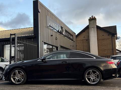 Mercedes-Benz E Class E220d AMG Line - U621