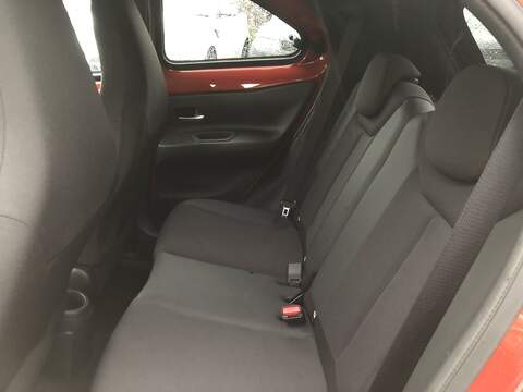 Toyota Aygo X VVT-i Exclusive - U623