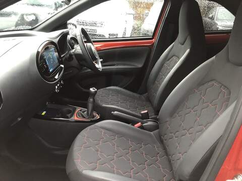 Toyota Aygo X VVT-i Exclusive - U623