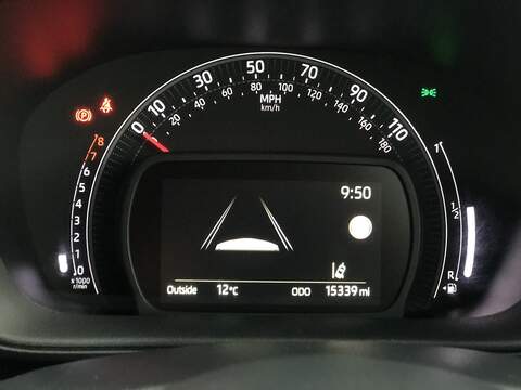 Toyota Aygo X VVT-i Exclusive - U623