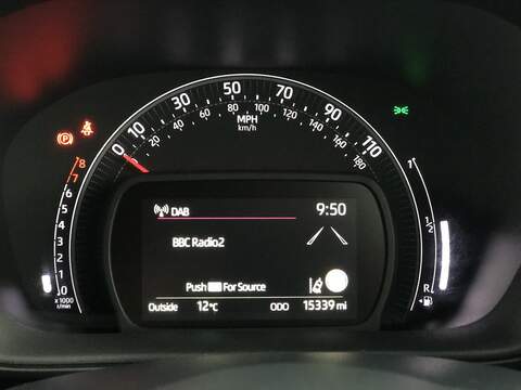 Toyota Aygo X VVT-i Exclusive - U623