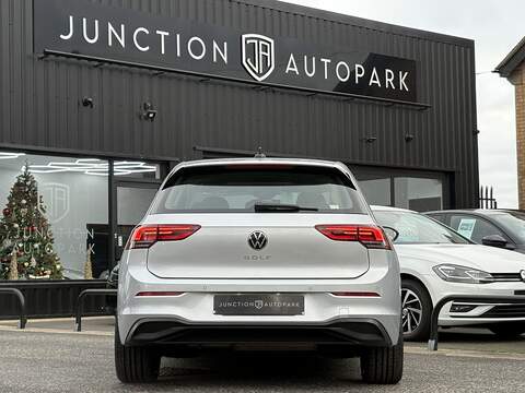 Volkswagen Golf TDI Life - U626