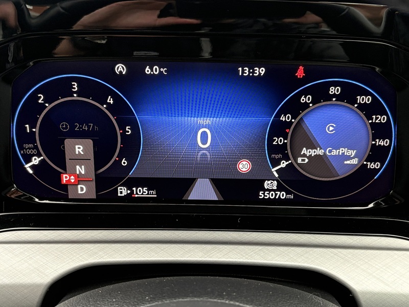 Volkswagen Golf TDI Life - U626