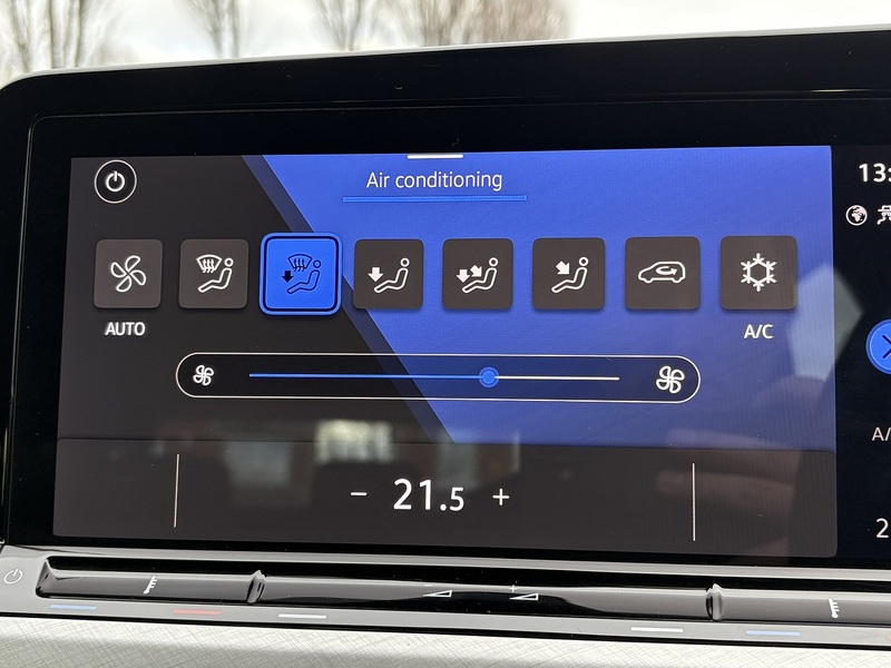 Volkswagen Golf TDI Life - U626