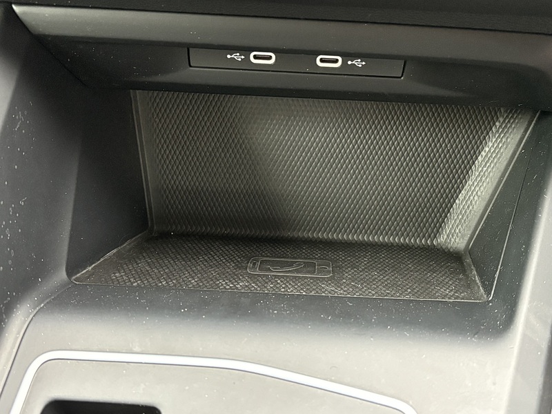 Volkswagen Golf TDI Life - U626