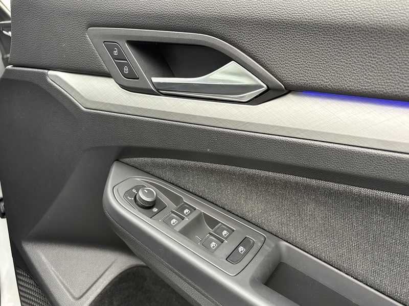 Volkswagen Golf TDI Life - U626