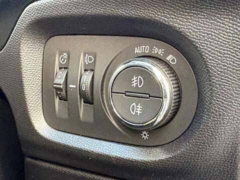 Vauxhall Corsa Turbo Elite Edition - U628