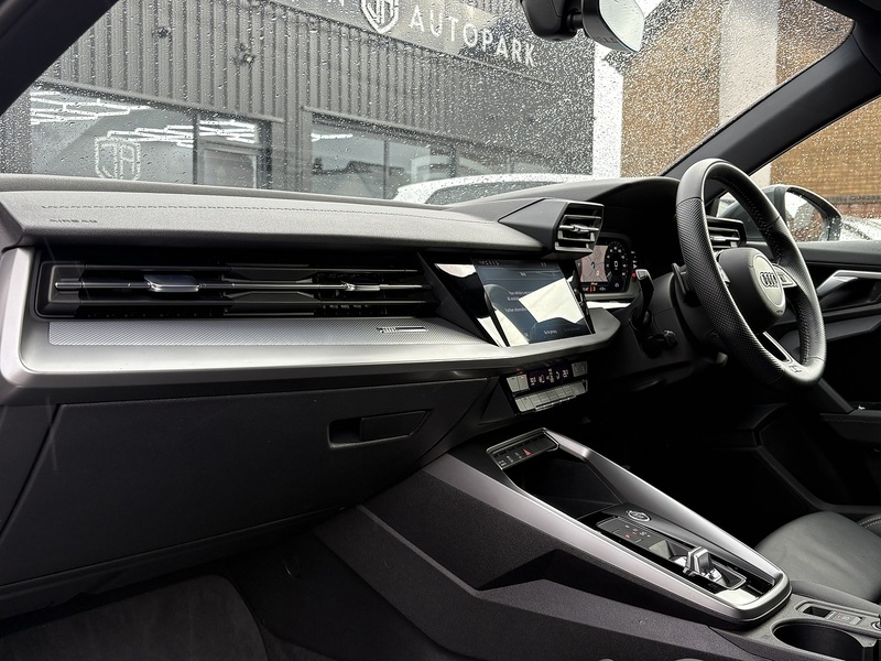 Audi A3 TFSI S line - U629