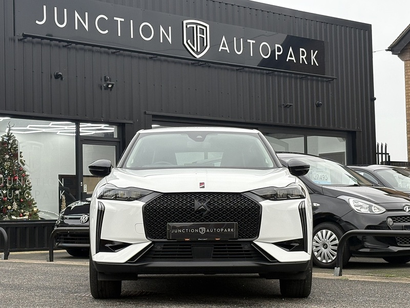 DS AUTOMOBILES DS 3 E-TENSE Performance Line - U632