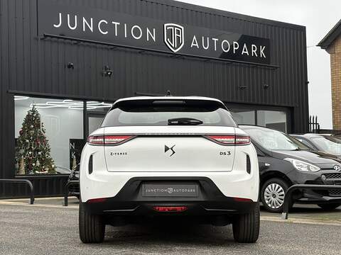 DS AUTOMOBILES DS 3 E-TENSE Performance Line - U632