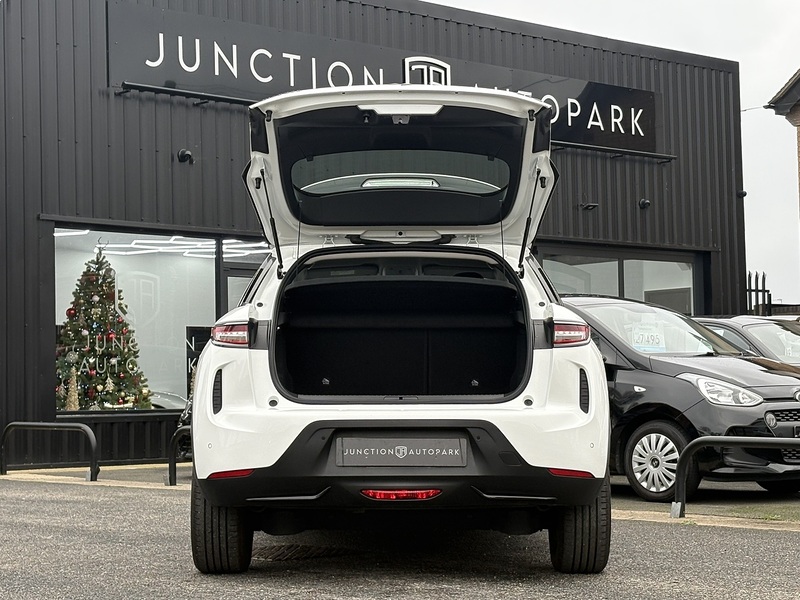 DS AUTOMOBILES DS 3 E-TENSE Performance Line - U632