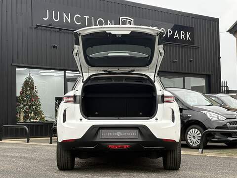 DS AUTOMOBILES DS 3 E-TENSE Performance Line - U632