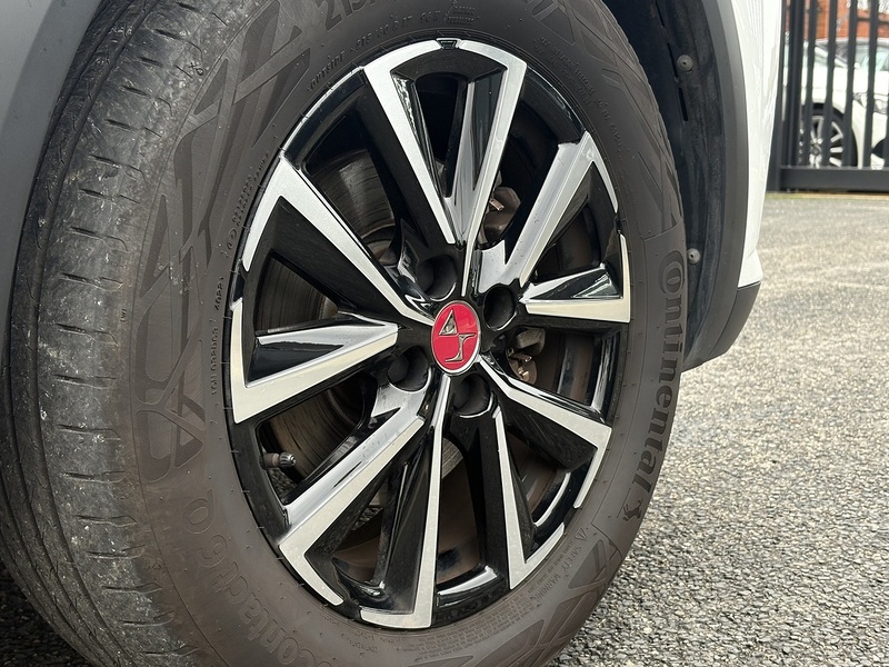 DS AUTOMOBILES DS 3 E-TENSE Performance Line - U632