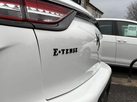 DS AUTOMOBILES DS 3 E-TENSE Performance Line - U632