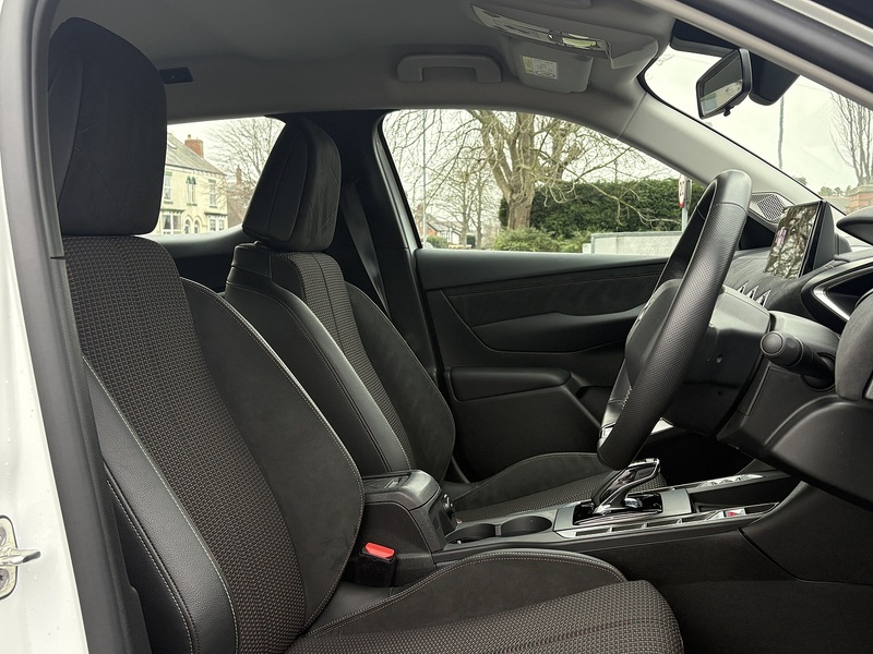 DS AUTOMOBILES DS 3 E-TENSE Performance Line - U632