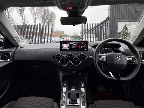 DS AUTOMOBILES DS 3 E-TENSE Performance Line - U632