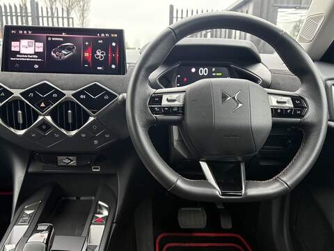 DS AUTOMOBILES DS 3 E-TENSE Performance Line - U632