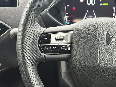 DS AUTOMOBILES DS 3 E-TENSE Performance Line - U632