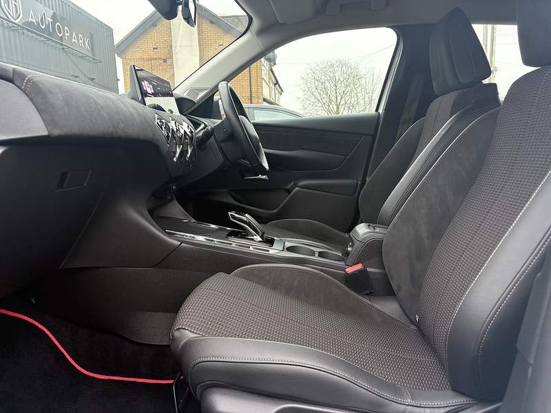 DS AUTOMOBILES DS 3 E-TENSE Performance Line - U632