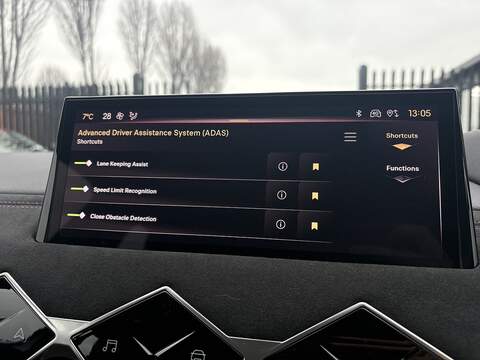 DS AUTOMOBILES DS 3 E-TENSE Performance Line - U632