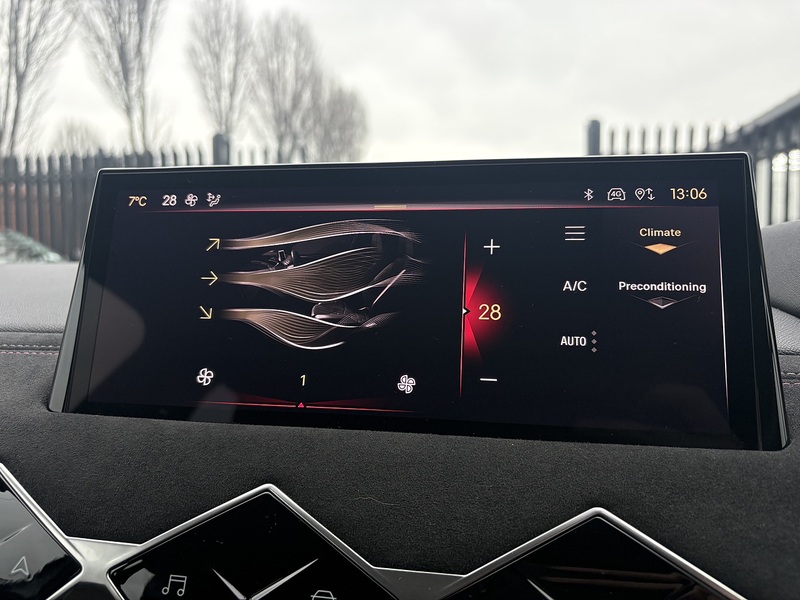 DS AUTOMOBILES DS 3 E-TENSE Performance Line - U632