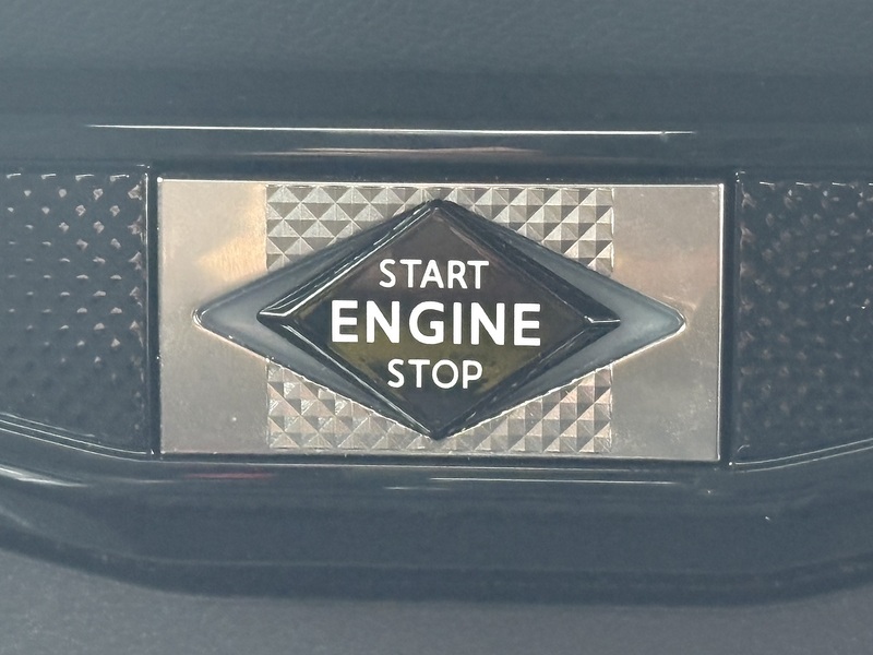 DS AUTOMOBILES DS 3 E-TENSE Performance Line - U632