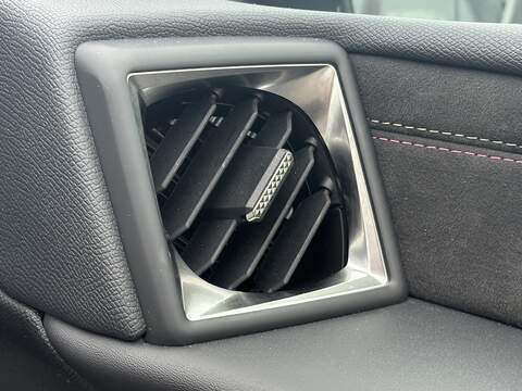 DS AUTOMOBILES DS 3 E-TENSE Performance Line - U632