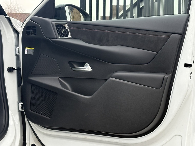 DS AUTOMOBILES DS 3 E-TENSE Performance Line - U632