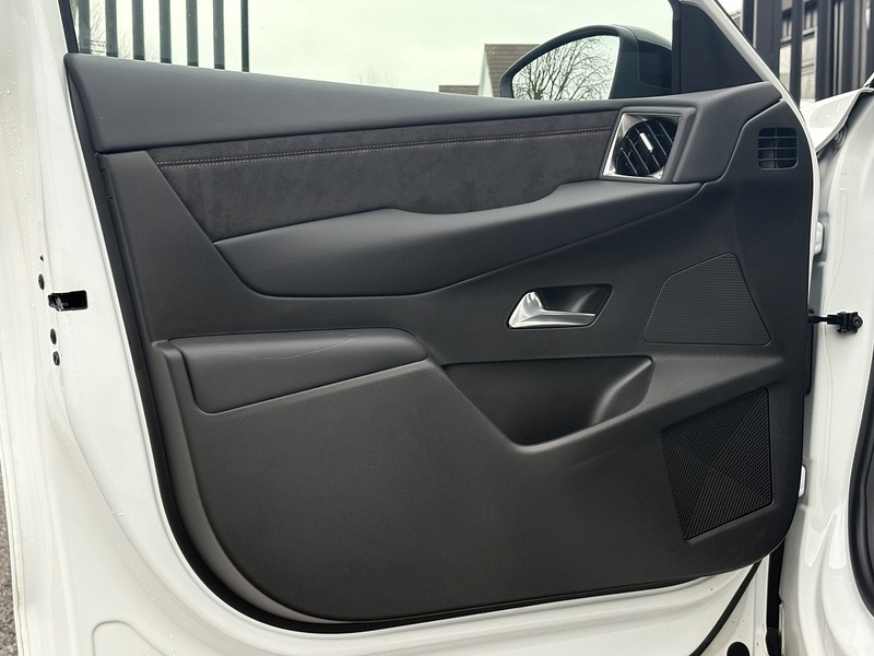 DS AUTOMOBILES DS 3 E-TENSE Performance Line - U632