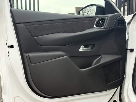 DS AUTOMOBILES DS 3 E-TENSE Performance Line - U632