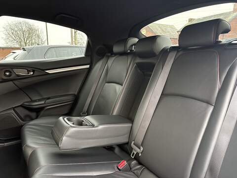 Honda Civic VTEC Turbo EX Sport Line - U635