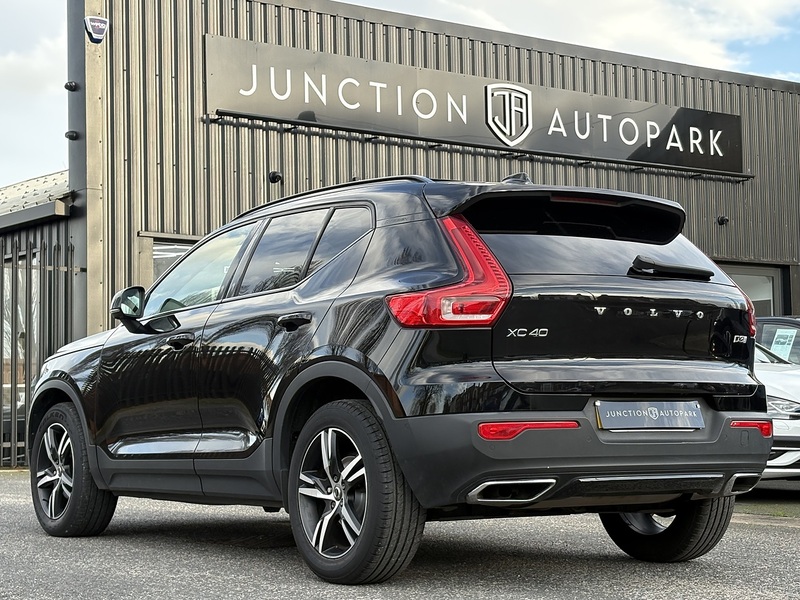 Volvo XC40 D3 R-Design - U636