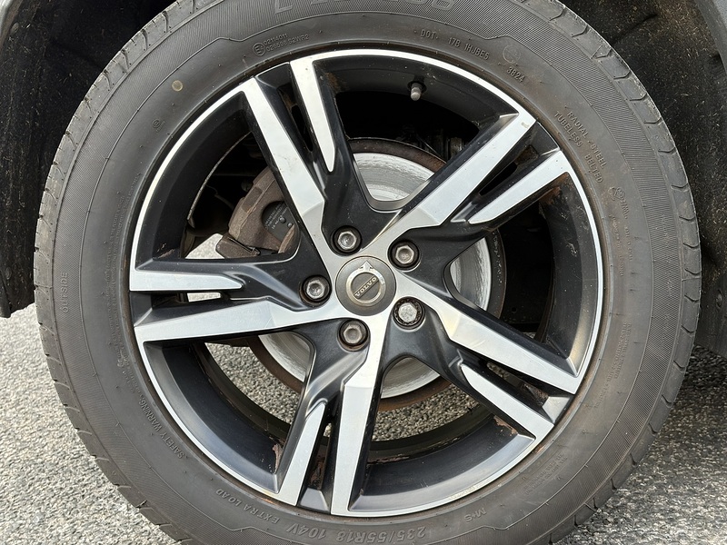 Volvo XC40 D3 R-Design - U636