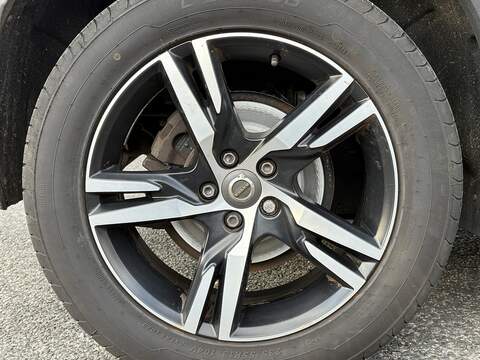 Volvo XC40 D3 R-Design - U636