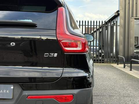 Volvo XC40 D3 R-Design - U636
