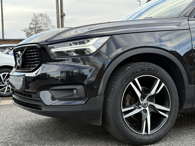 Volvo XC40 D3 R-Design - U636