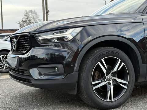 Volvo XC40 D3 R-Design - U636