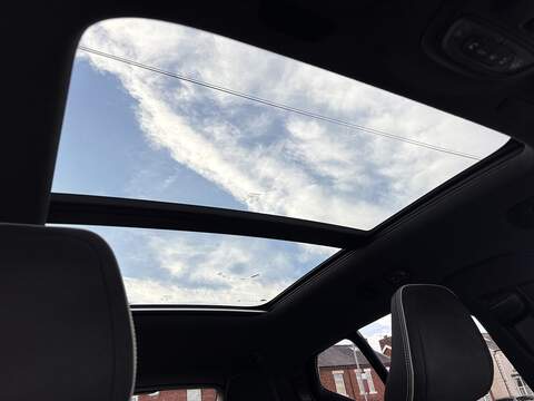 Volvo XC40 D3 R-Design - U636